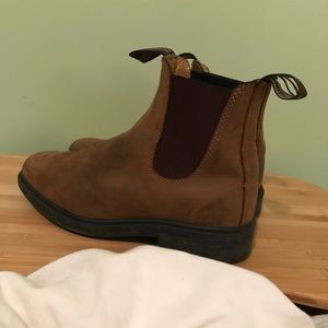 Light Brown Blundstones